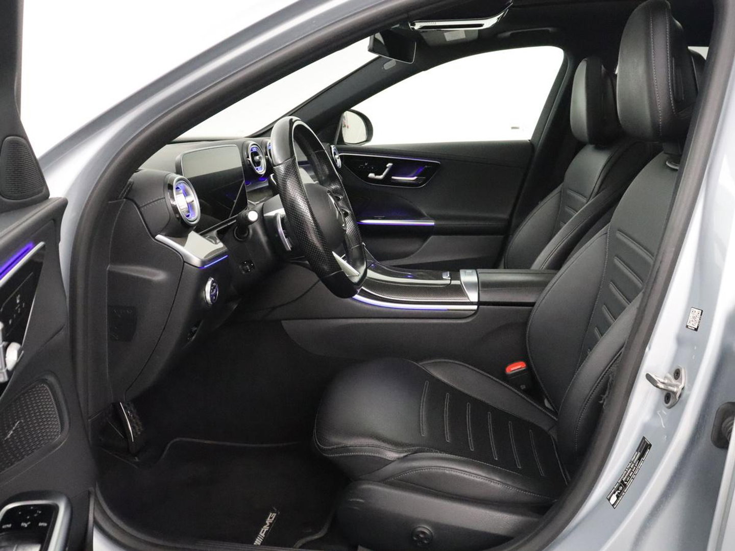 Mercedes-Benz C-Klasse Estate 300 e AMG Line | SOH 98,0% | Panoramadak | Leder | Memory | Stoelverwarming | Cruise control | 360 Camera | Sfeerverlichting | Carplay