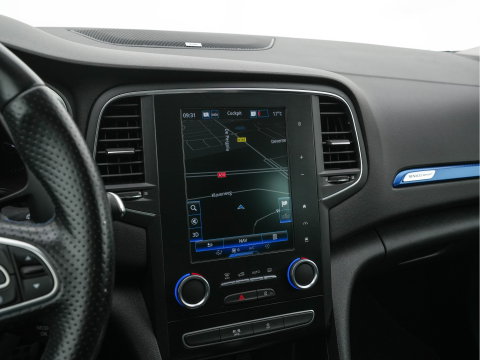 Renault Mégane Estate 1.6 TCe GT Aut. *FULL-LED | NAVI-FULLMAP | BOSE-SOUND | DIGI-COCKPIT | SPORT-SEATS | SHIFT-PADDLES | DAB+ | KEYLESS | PRIVACY-GLASS | ECC | PDC | CRUISE | 18''ALU*