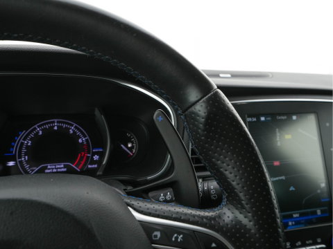 Renault Mégane Estate 1.6 TCe GT Aut. *FULL-LED | NAVI-FULLMAP | BOSE-SOUND | DIGI-COCKPIT | SPORT-SEATS | SHIFT-PADDLES | DAB+ | KEYLESS | PRIVACY-GLASS | ECC | PDC | CRUISE | 18''ALU*