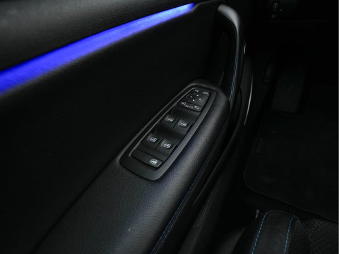Renault Mégane Estate 1.6 TCe GT Aut. *FULL-LED | NAVI-FULLMAP | BOSE-SOUND | DIGI-COCKPIT | SPORT-SEATS | SHIFT-PADDLES | DAB+ | KEYLESS | PRIVACY-GLASS | ECC | PDC | CRUISE | 18''ALU*