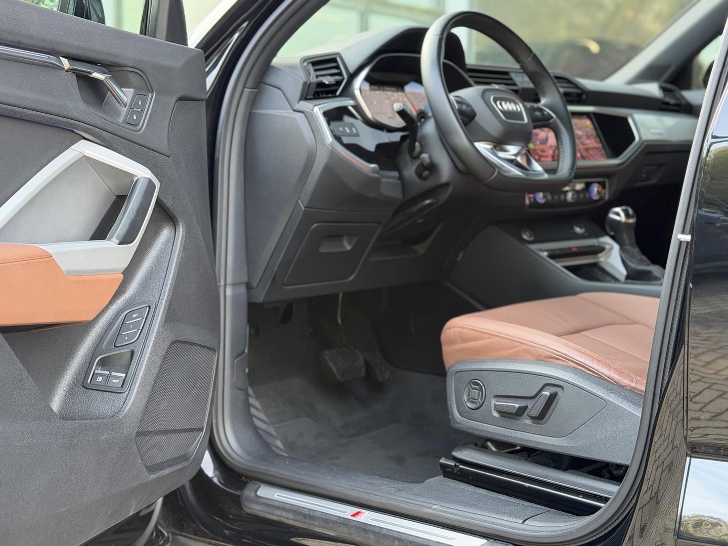 Audi Q3 Sportback 45 TFSI e S-Line |Pano|Leer|Memory|Sfeer|20"|Trekhaak|Optiek Zwart Plus