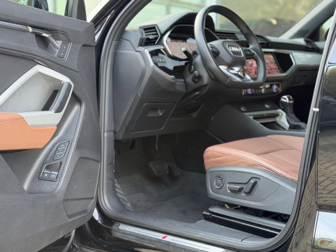 Audi Q3 Sportback 45 TFSI e S-Line |Pano|Leer|Memory|Sfeer|20"|Trekhaak|Optiek Zwart Plus
