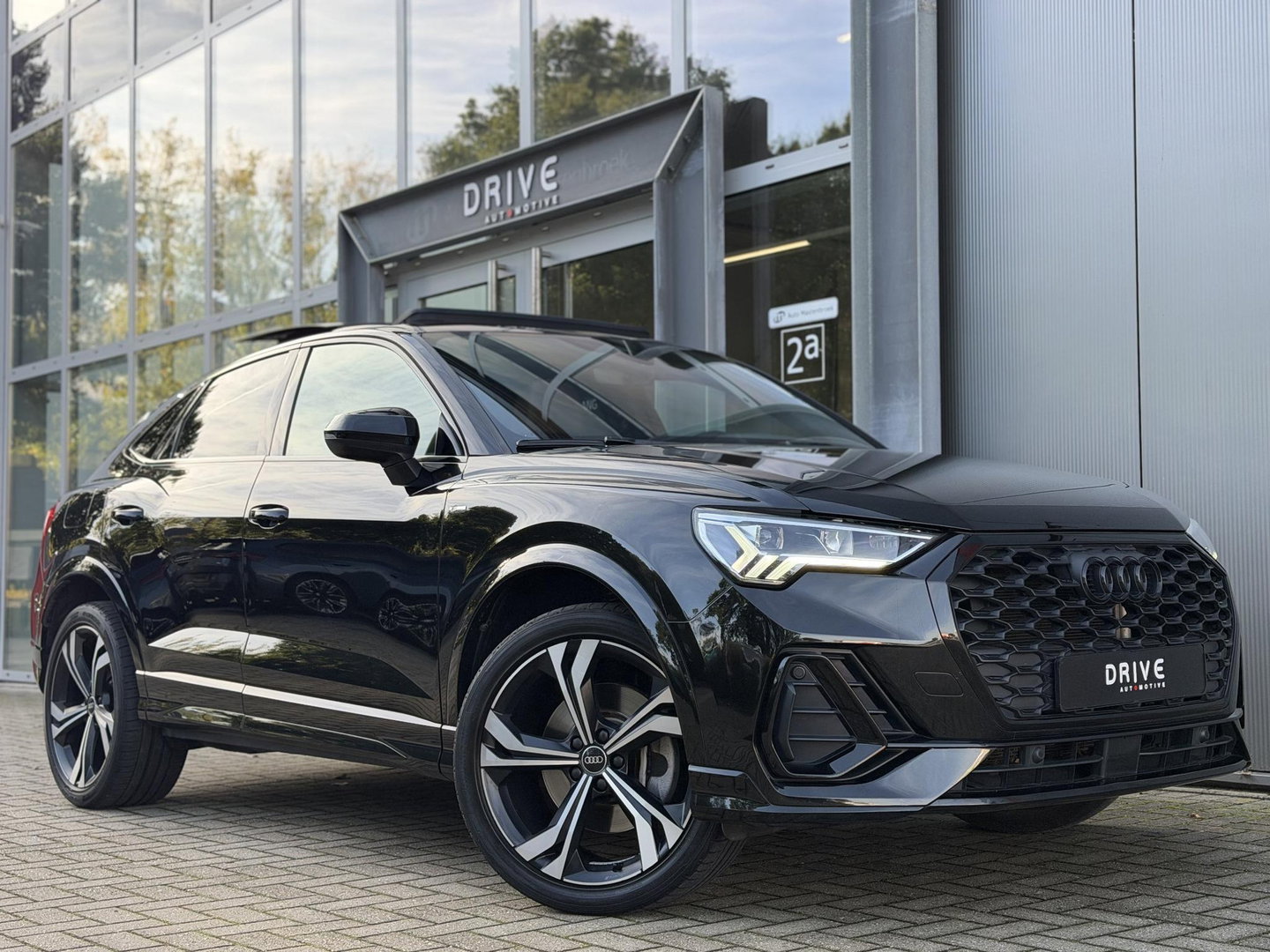 Audi Q3 Sportback 45 TFSI e S-Line |Pano|Leer|Memory|Sfeer|20"|Trekhaak|Optiek Zwart Plus