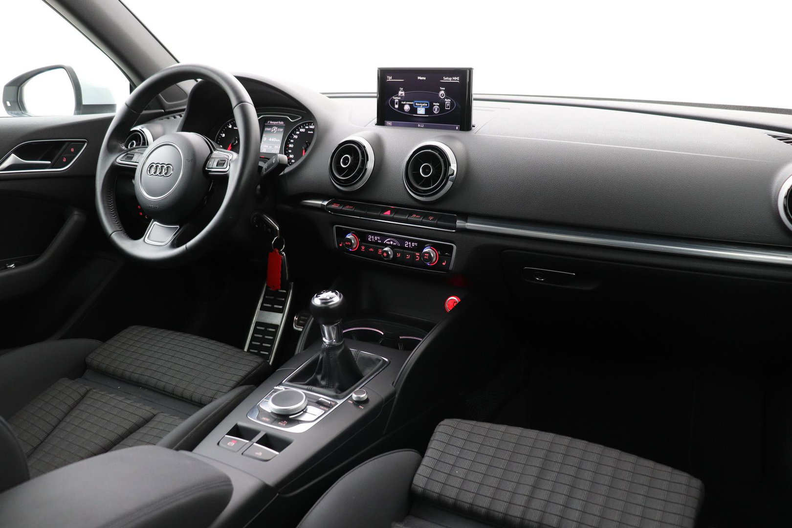 Audi A3 Cabriolet 1.4 TFSI Pro Line S | Stoelverwarming | Xenon Plus | Sportstoelen | Cruise Control | DAB+ | Audi Drive Select | 18 Inch
