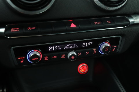Audi A3 Cabriolet 1.4 TFSI Pro Line S | Stoelverwarming | Xenon Plus | Sportstoelen | Cruise Control | DAB+ | Audi Drive Select | 18 Inch
