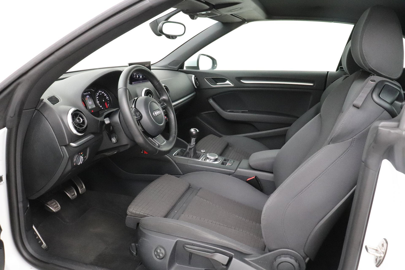 Audi A3 Cabriolet 1.4 TFSI Pro Line S | Stoelverwarming | Xenon Plus | Sportstoelen | Cruise Control | DAB+ | Audi Drive Select | 18 Inch