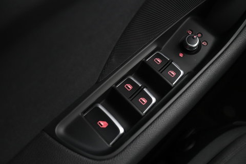 Audi A3 Cabriolet 1.4 TFSI Pro Line S | Stoelverwarming | Xenon Plus | Sportstoelen | Cruise Control | DAB+ | Audi Drive Select | 18 Inch