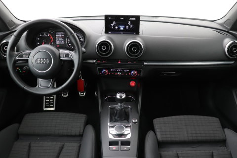 Audi A3 Cabriolet 1.4 TFSI Pro Line S | Stoelverwarming | Xenon Plus | Sportstoelen | Cruise Control | DAB+ | Audi Drive Select | 18 Inch