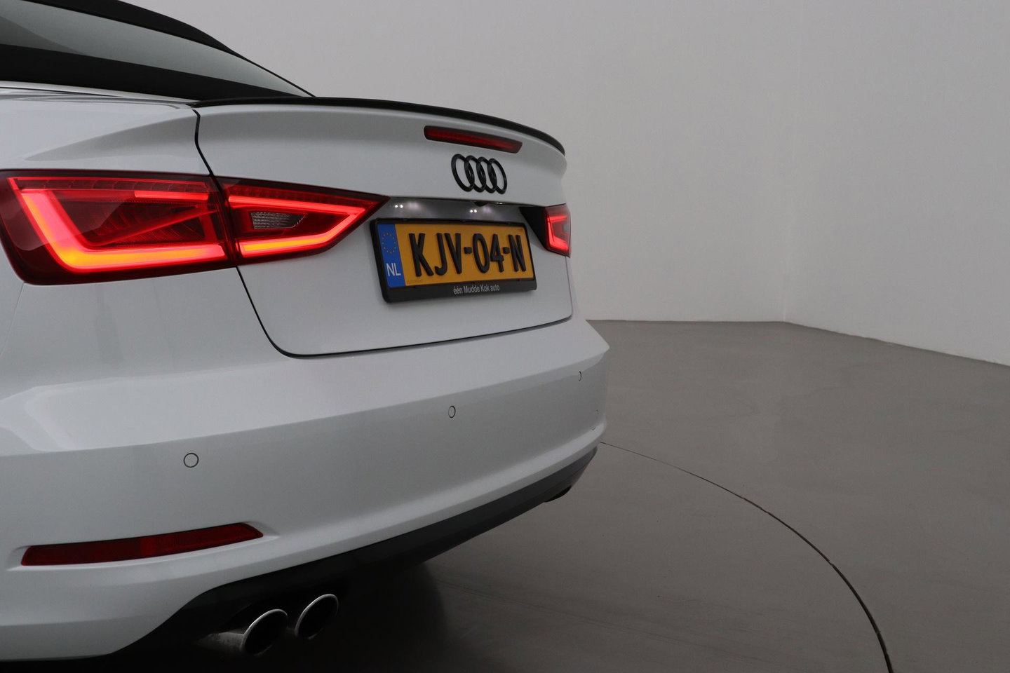 Audi A3 Cabriolet 1.4 TFSI Pro Line S | Stoelverwarming | Xenon Plus | Sportstoelen | Cruise Control | DAB+ | Audi Drive Select | 18 Inch