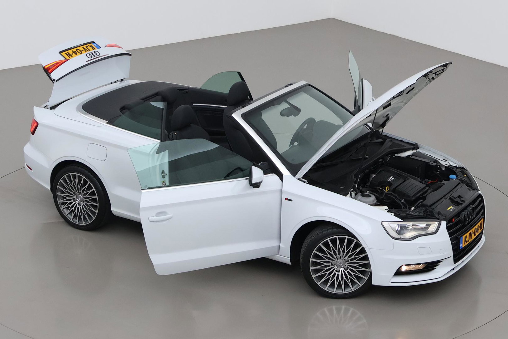 Audi A3 Cabriolet 1.4 TFSI Pro Line S | Stoelverwarming | Xenon Plus | Sportstoelen | Cruise Control | DAB+ | Audi Drive Select | 18 Inch