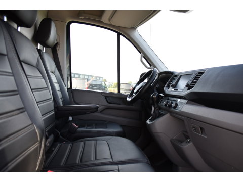 Volkswagen Crafter 35 2.0 TDI L4H3 4Motion Black Edition Full Options! Camera, Adaptieve Cruise, Carplay, 2 x Schuifdeur, LED, Automaat, Dodehoek, Uniek!