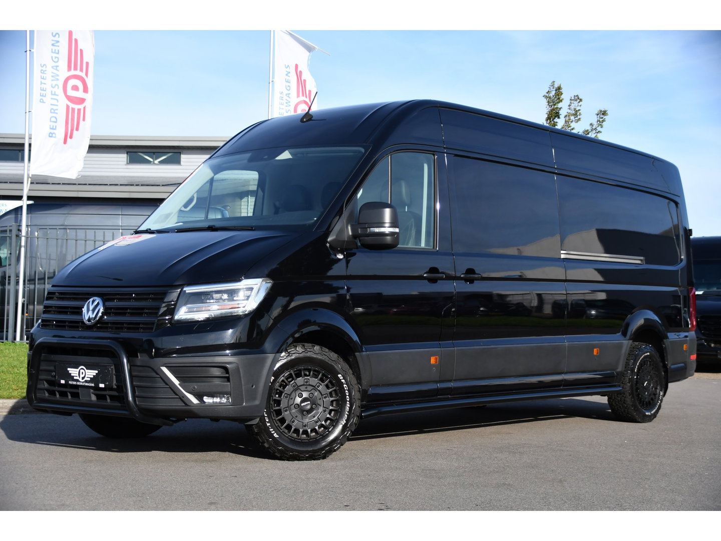 Volkswagen Crafter 35 2.0 TDI L4H3 4Motion Black Edition Full Options! Camera, Adaptieve Cruise, Carplay, 2 x Schuifdeur, LED, Automaat, Dodehoek, Uniek!