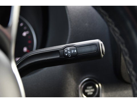 Mercedes-Benz Sprinter 319 1.9 CDI L2H2 RWD Black Edition Camera, Cruise, Carplay, LED, 190pk, Multimedia, Automaat, Geveerde stoel, Sensoren, Trekhaak, Uniek!