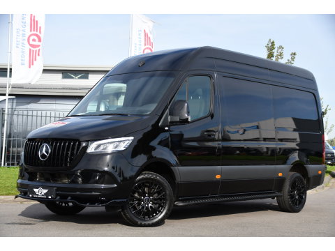 Mercedes-Benz Sprinter 319 1.9 CDI L2H2 RWD Black Edition Camera, Cruise, Carplay, LED, 190pk, Multimedia, Automaat, Geveerde stoel, Sensoren, Trekhaak, Uniek!