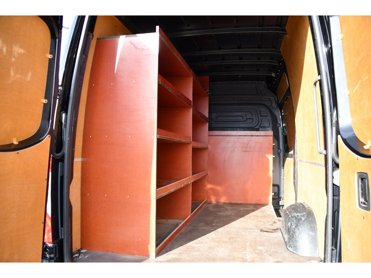 Mercedes-Benz Sprinter 317 1.9 CDI L2H2 Black Edition Camera, Cruise, Carplay, 3500kg, Clima, Sensoren, Automaat, Multimedia, Uniek!