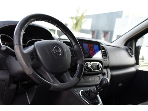 Opel Vivaro 1.6 CDTI L2H1 DC Sport EcoFlex MARGE! Camera, Cruise, 140pk Multimedia, Stoelverwarming, Trekhaak, Clima, Uniek!
