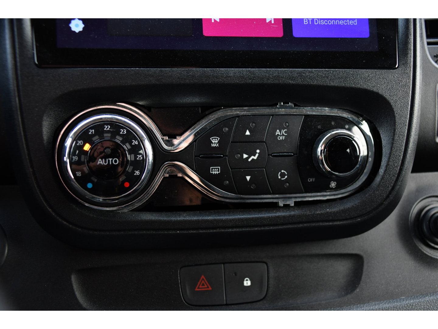 Opel Vivaro 1.6 CDTI L2H1 DC Sport EcoFlex MARGE! Camera, Cruise, 140pk Multimedia, Stoelverwarming, Trekhaak, Clima, Uniek!