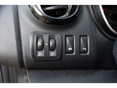 Opel Vivaro 1.6 CDTI L2H1 DC Sport EcoFlex MARGE! Camera, Cruise, 140pk Multimedia, Stoelverwarming, Trekhaak, Clima, Uniek!