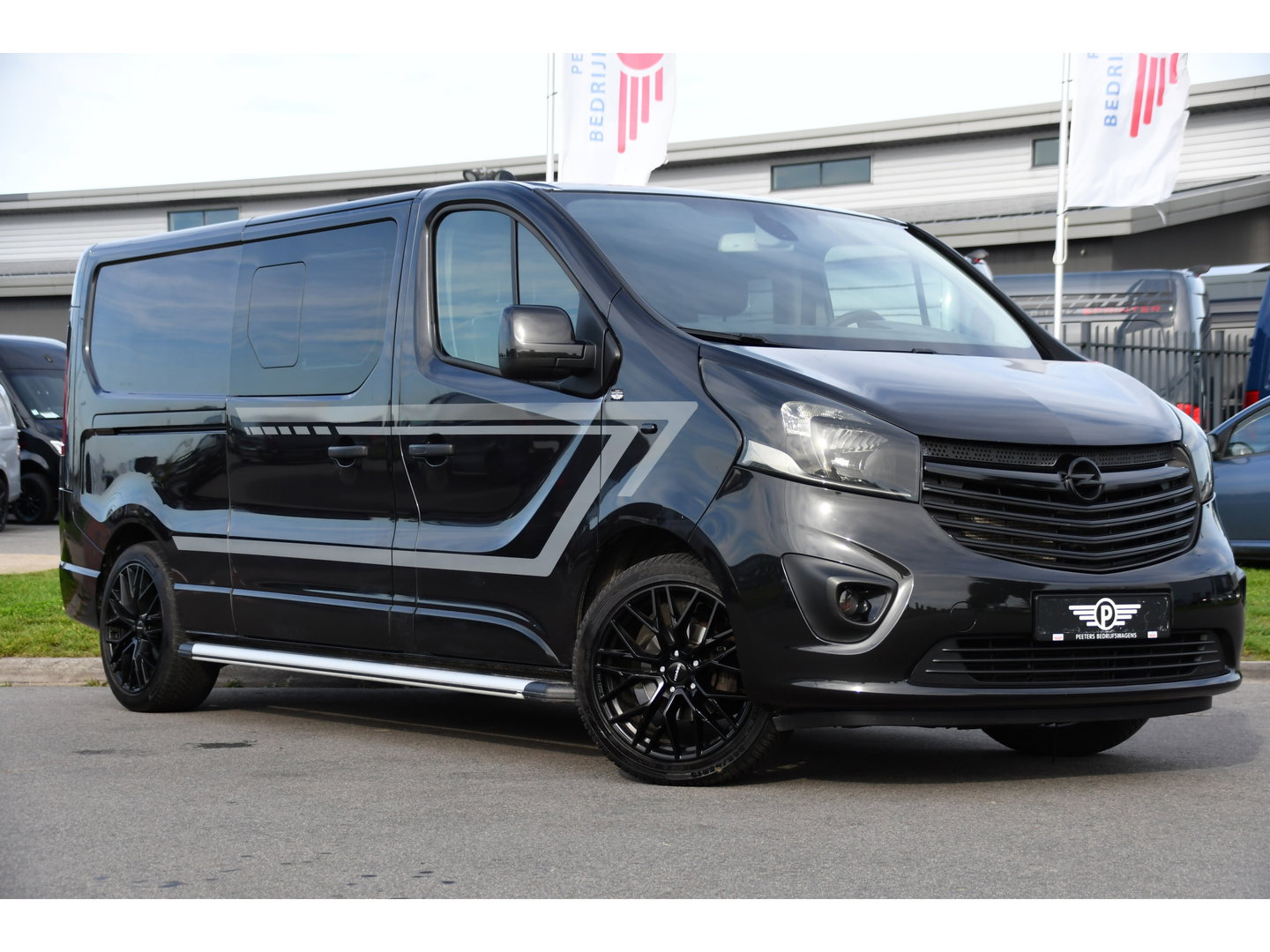 Opel Vivaro 1.6 CDTI L2H1 DC Sport EcoFlex MARGE! Camera, Cruise, 140pk Multimedia, Stoelverwarming, Trekhaak, Clima, Uniek!