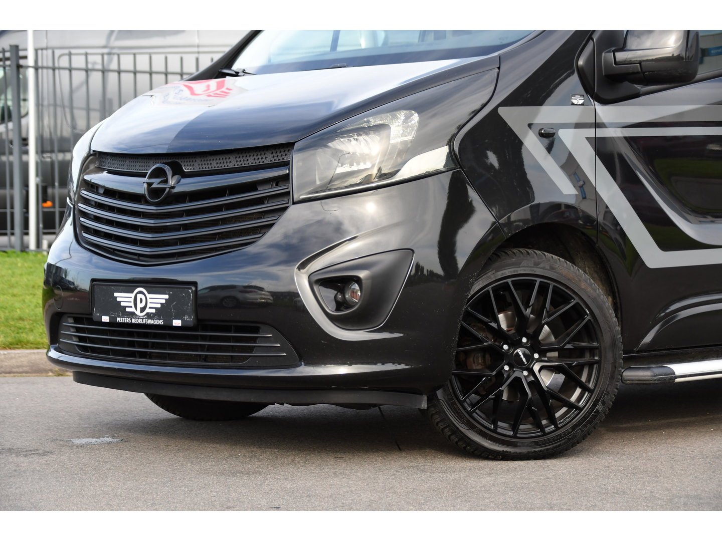 Opel Vivaro 1.6 CDTI L2H1 DC Sport EcoFlex MARGE! Camera, Cruise, 140pk Multimedia, Stoelverwarming, Trekhaak, Clima, Uniek!