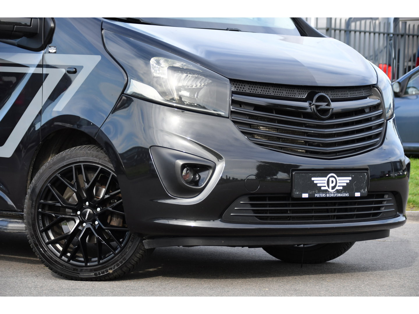 Opel Vivaro 1.6 CDTI L2H1 DC Sport EcoFlex MARGE! Camera, Cruise, 140pk Multimedia, Stoelverwarming, Trekhaak, Clima, Uniek!