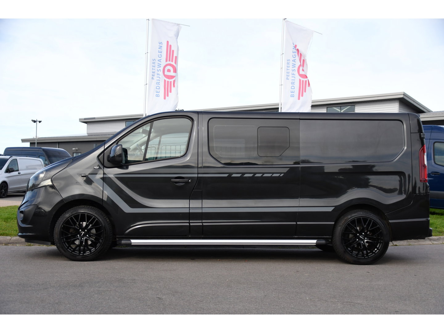 Opel Vivaro 1.6 CDTI L2H1 DC Sport EcoFlex MARGE! Camera, Cruise, 140pk Multimedia, Stoelverwarming, Trekhaak, Clima, Uniek!