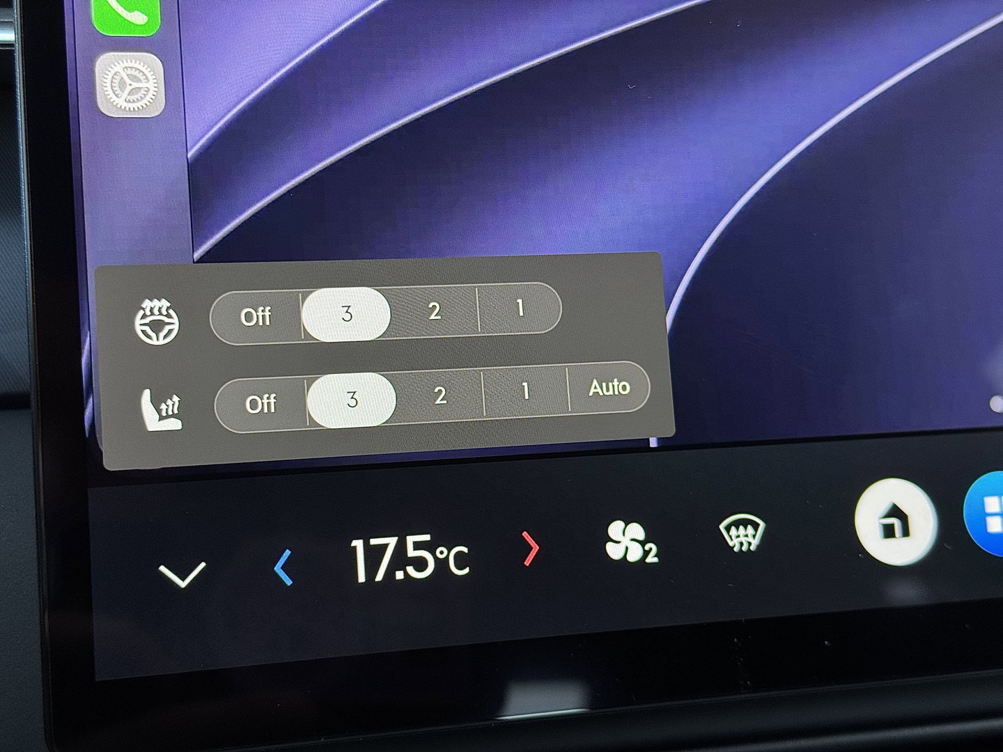 Lynk & Co 01 1.5 More | Panoramadak | Leder | 360° Camera | 20" Lichtmetaal | Infinity | Sfeerverlichtinig | Stuurverwarming | Elektrische Bestuurdersstoel | Stoelverwarming | Apple Carplay | Android Auto |