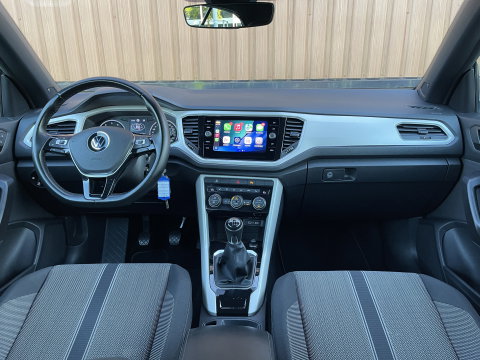 Volkswagen T-Roc Cabrio 1.0 TSI Style | Draadloze Apple Carplay | Beats Audio | Dealer Onderhouden | DAB | Trekhaak | Adaptieve Cruise Control |