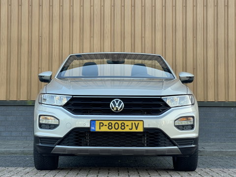 Volkswagen T-Roc Cabrio 1.0 TSI Style | Draadloze Apple Carplay | Beats Audio | Dealer Onderhouden | DAB | Trekhaak | Adaptieve Cruise Control |