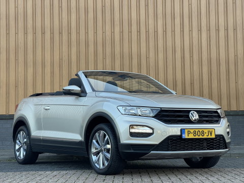 Volkswagen T-Roc Cabrio 1.0 TSI Style | Draadloze Apple Carplay | Beats Audio | Dealer Onderhouden | DAB | Trekhaak | Adaptieve Cruise Control |