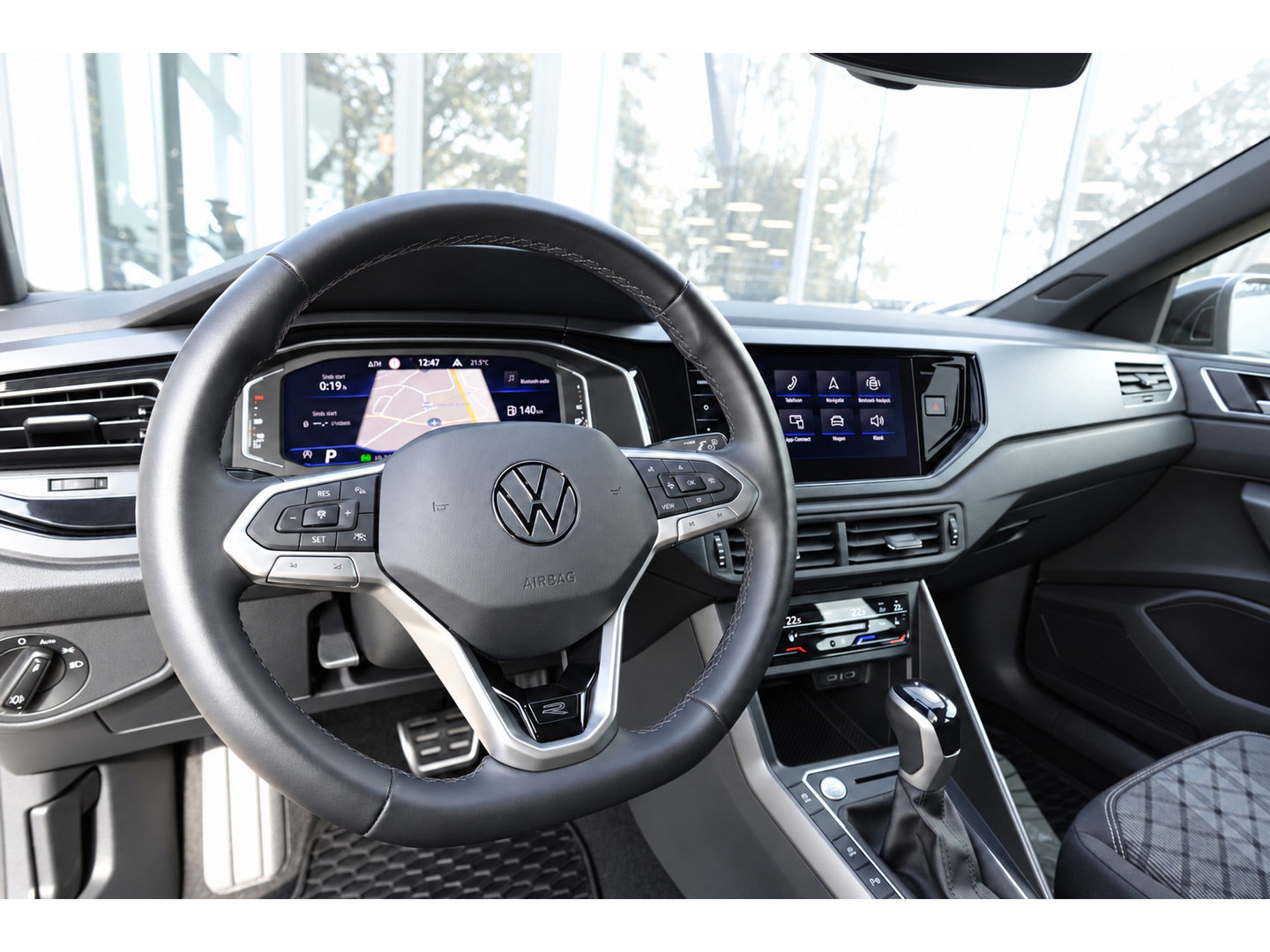 Volkswagen Taigo 1.5 TSI R-Line PANO KEYLESS CAM