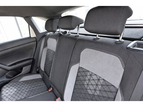 Volkswagen Taigo 1.5 TSI R-Line PANO KEYLESS CAM