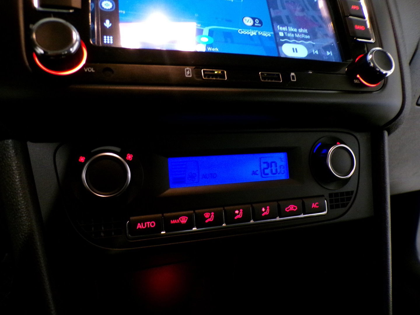 Volkswagen Polo 1.4-16V Comfortline "Origineel NL!" Automaat ! Apple-Carplay Stoelverwarming Camera "1e eigenaar" Navigatie Cruise