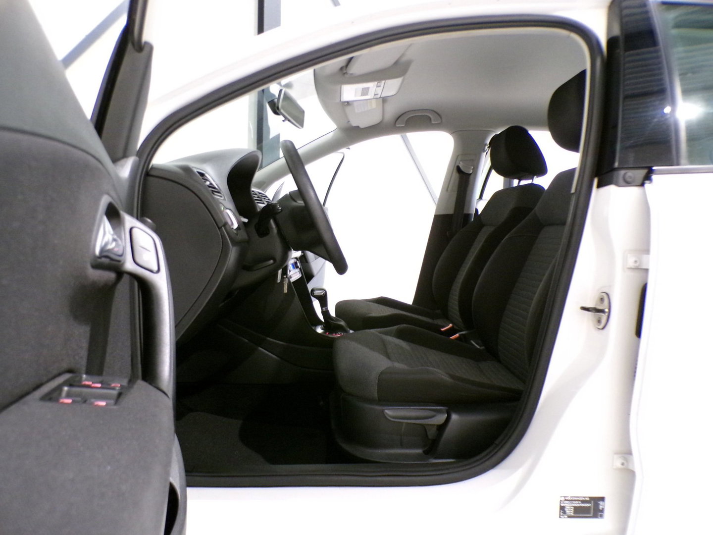 Volkswagen Polo 1.4-16V Comfortline "Origineel NL!" Automaat ! Apple-Carplay Stoelverwarming Camera "1e eigenaar" Navigatie Cruise
