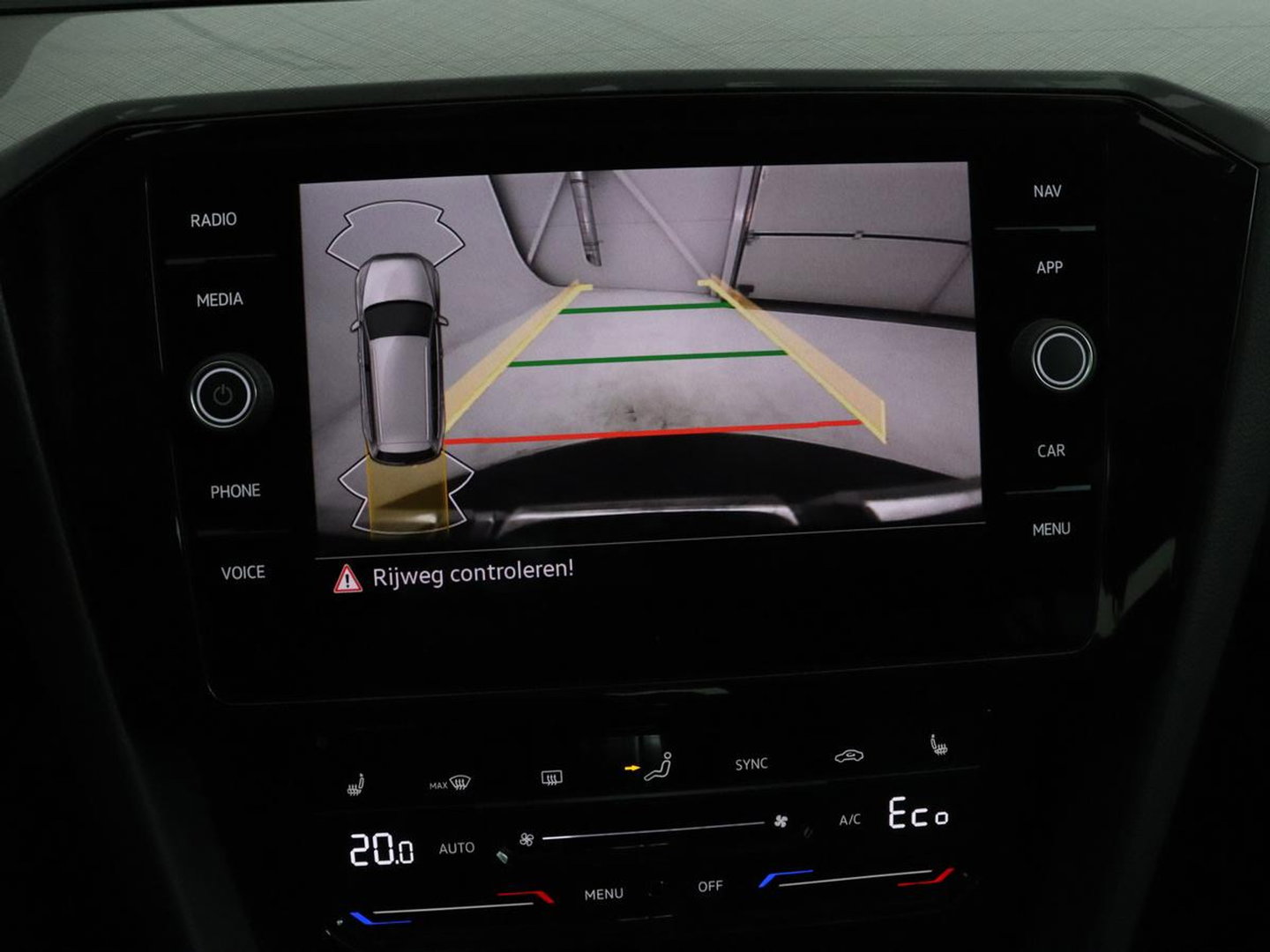 Volkswagen Passat Variant 1.4 TSI PHEV GTE Business | SOH 92,8% | Adaptive Cruise | Stoelverwarming | Massage | Camera | LED | Carplay | Climate control