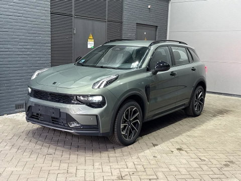 Lynk & Co 01 Lynk&co 1.5 Core | ACC | Camera | Carplay | 19 inch | LED | Draadloos opladen