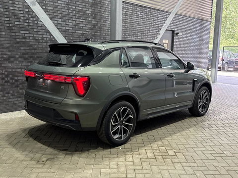 Lynk & Co 01 Lynk&co 1.5 Core | ACC | Camera | Carplay | 19 inch | LED | Draadloos opladen