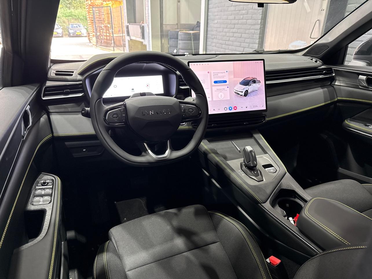 Lynk & Co 01 Lynk&co 1.5 Core | ACC | Camera | Carplay | 19 inch | LED | Draadloos opladen