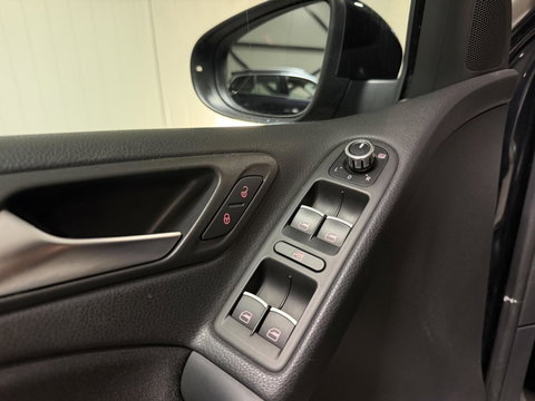Volkswagen Golf 1.2 TSI Style Navi Cruise Clima Trekhaak NAP