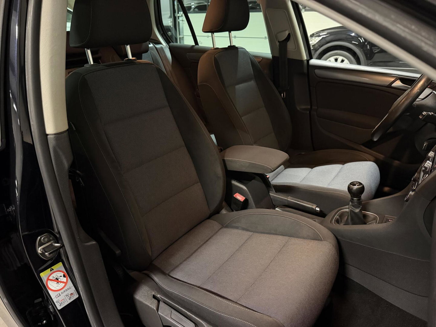 Volkswagen Golf 1.2 TSI Style Navi Cruise Clima Trekhaak NAP