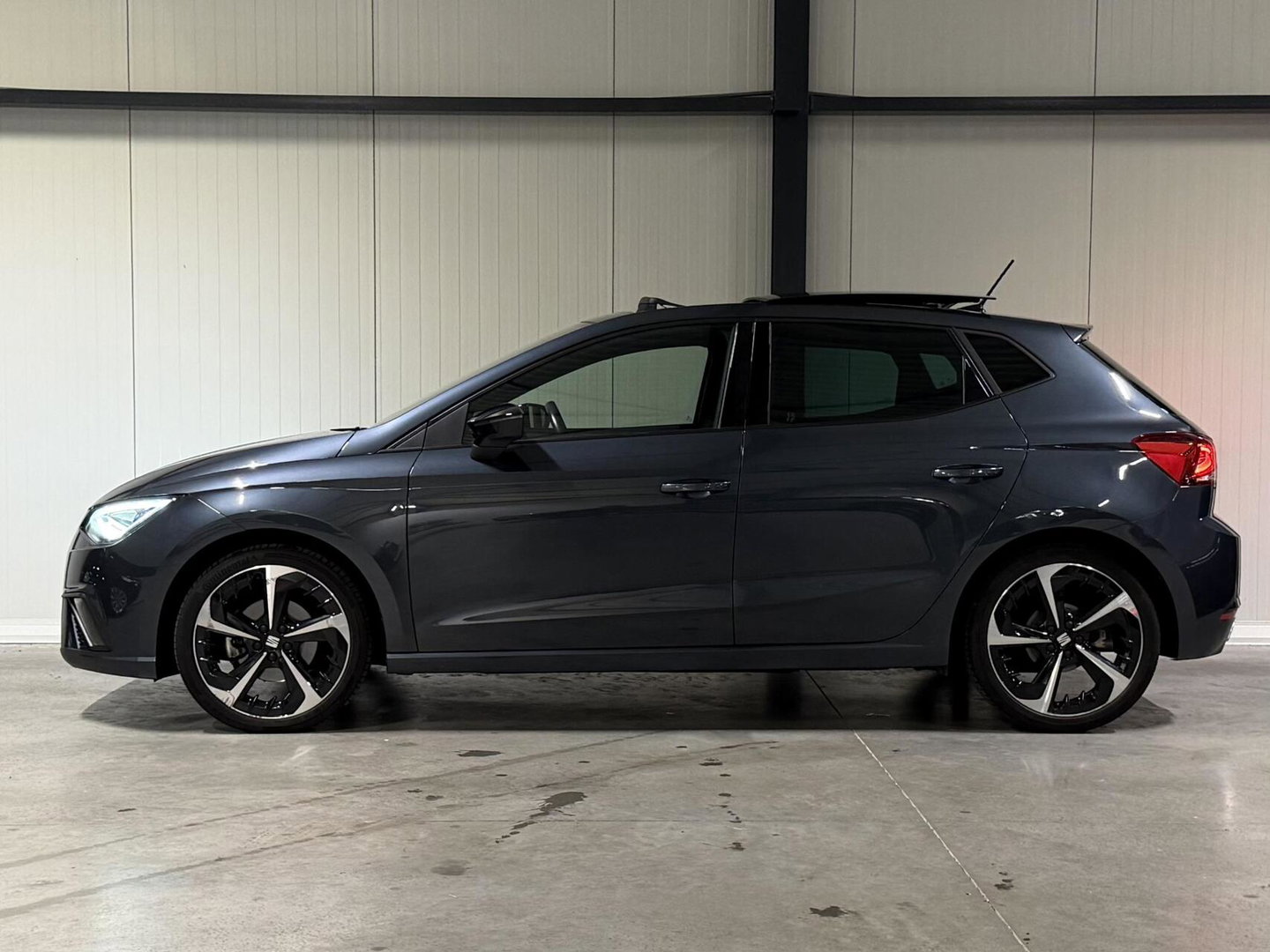 SEAT Ibiza 1.5 TSI FR 150PK DSG Pano Virtual Facelift LED