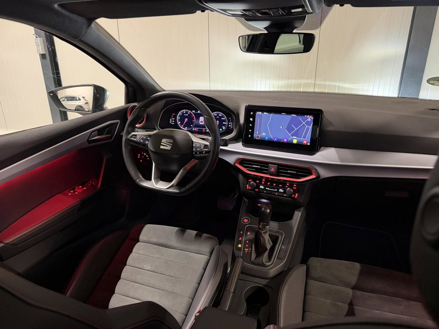 SEAT Ibiza 1.5 TSI FR 150PK DSG Pano Virtual Facelift LED