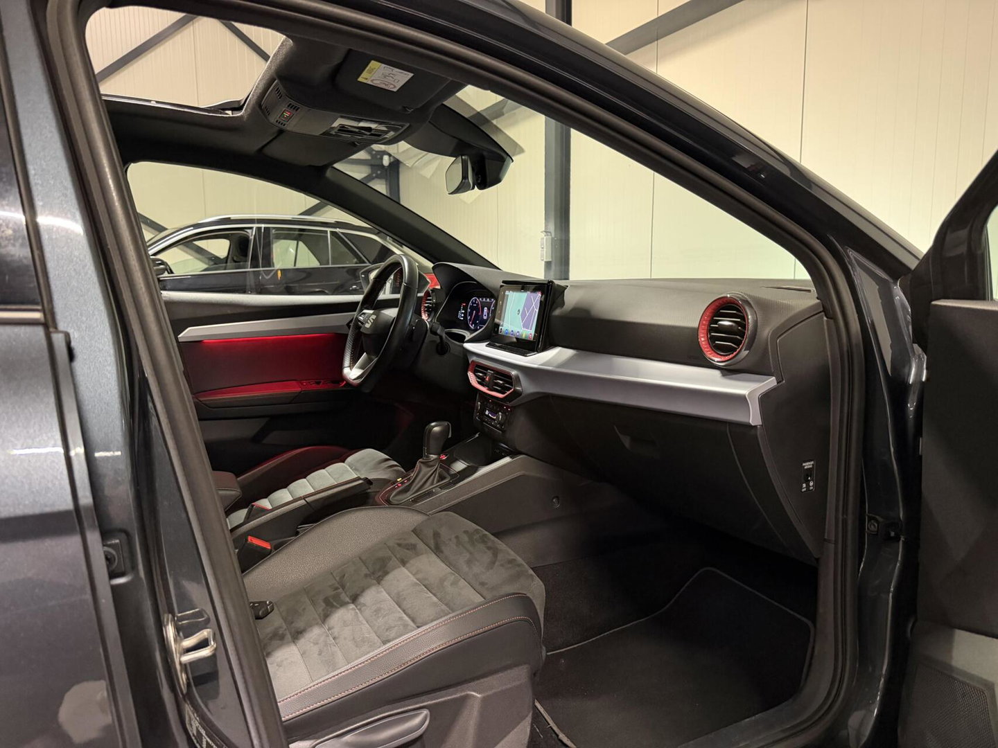 SEAT Ibiza 1.5 TSI FR 150PK DSG Pano Virtual Facelift LED