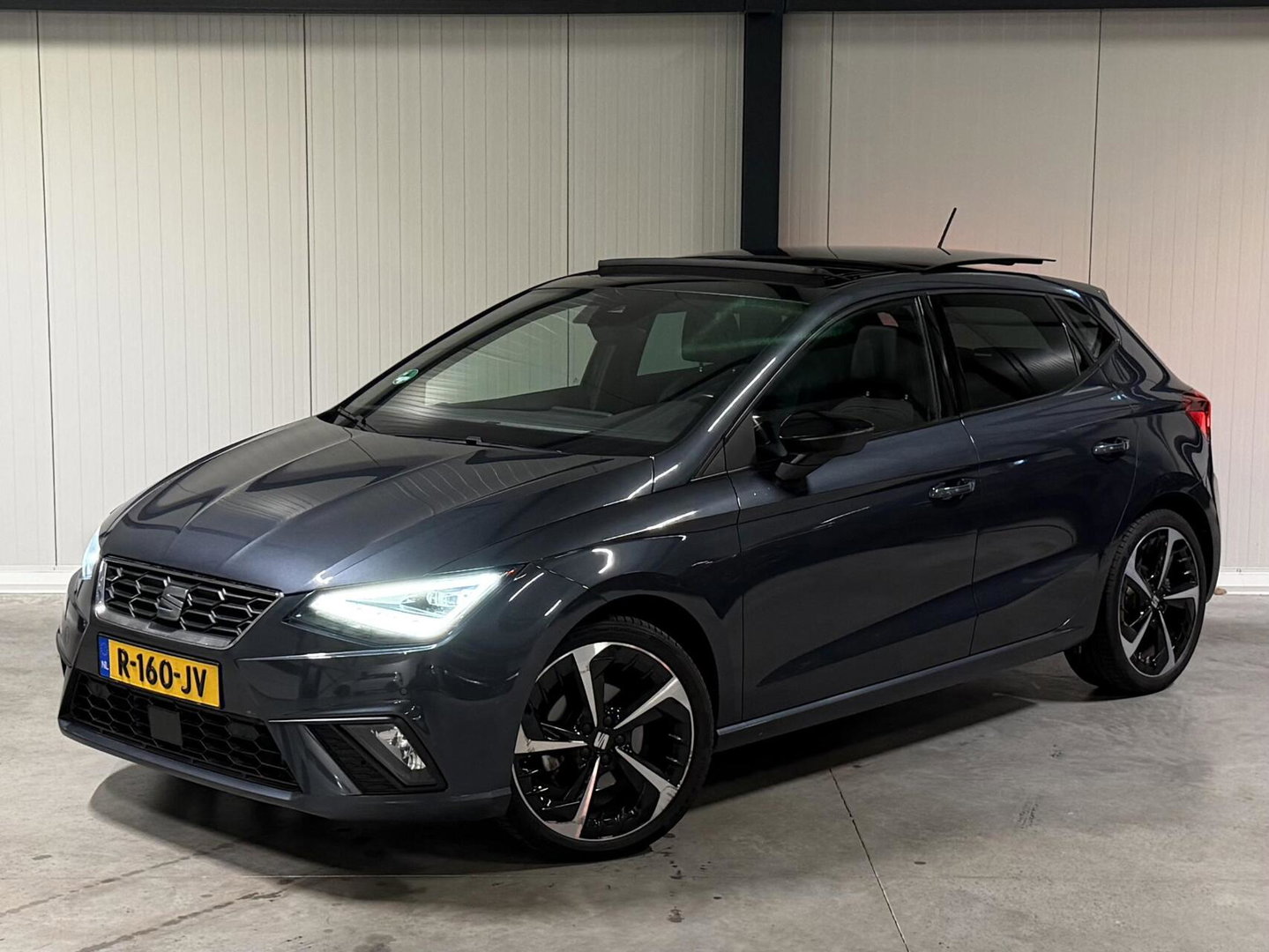 SEAT Ibiza 1.5 TSI FR 150PK DSG Pano Virtual Facelift LED