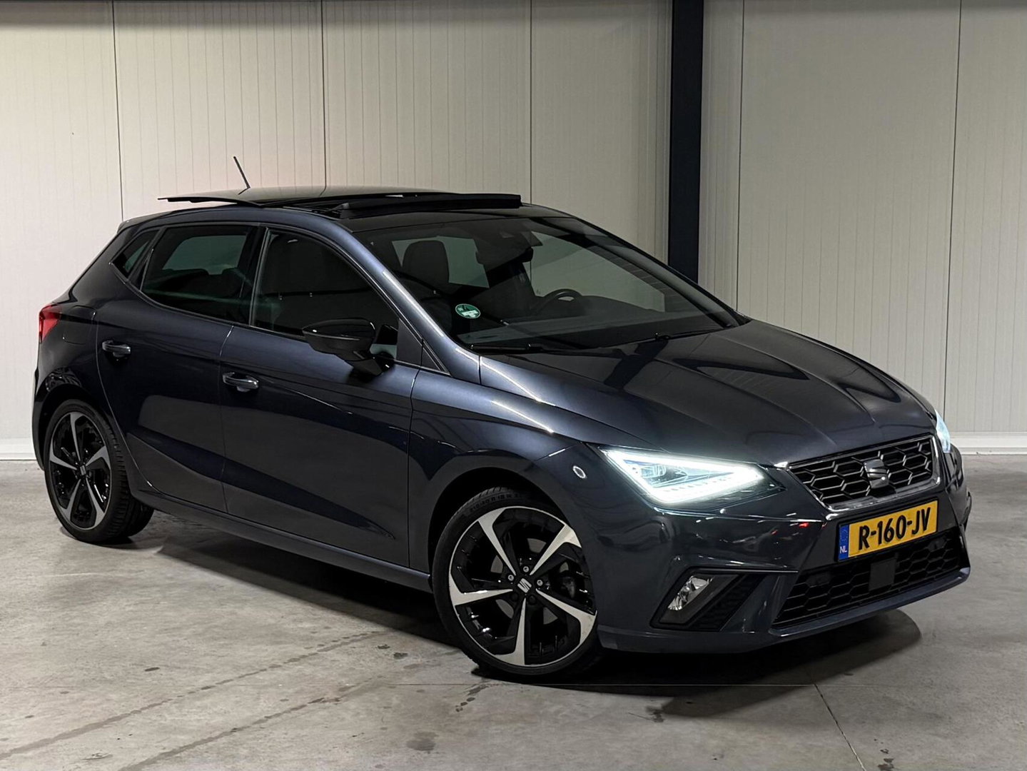 SEAT Ibiza 1.5 TSI FR 150PK DSG Pano Virtual Facelift LED