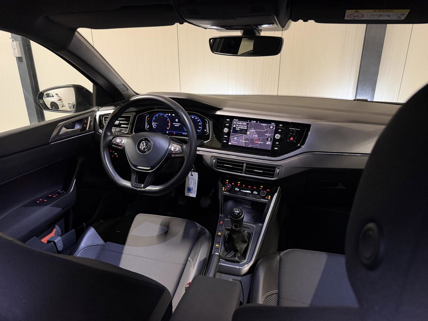 Volkswagen Polo 1.0 TSI R-line Virtual LED Stoelverwarming