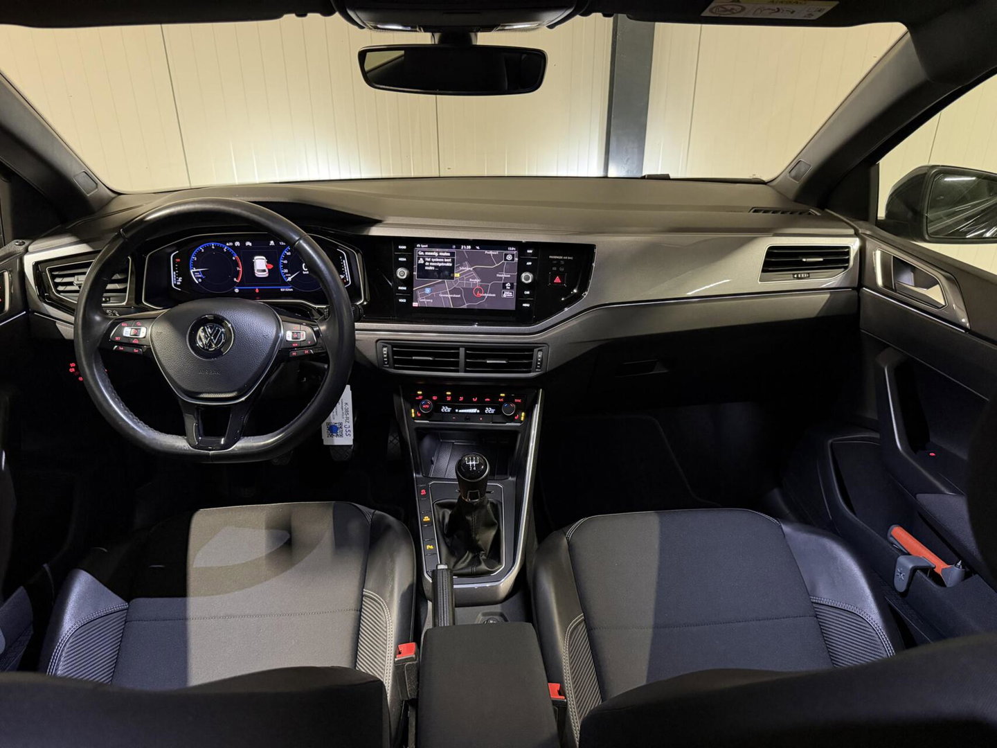 Volkswagen Polo 1.0 TSI R-line Virtual LED Stoelverwarming