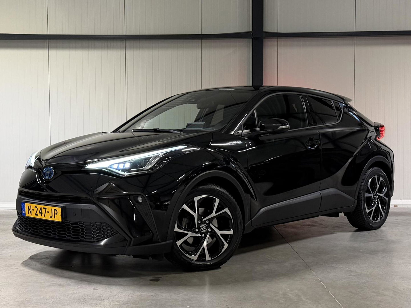 Toyota C-HR 2.0 Hybrid 184PK Style Navi Dodehoek Camera JBL