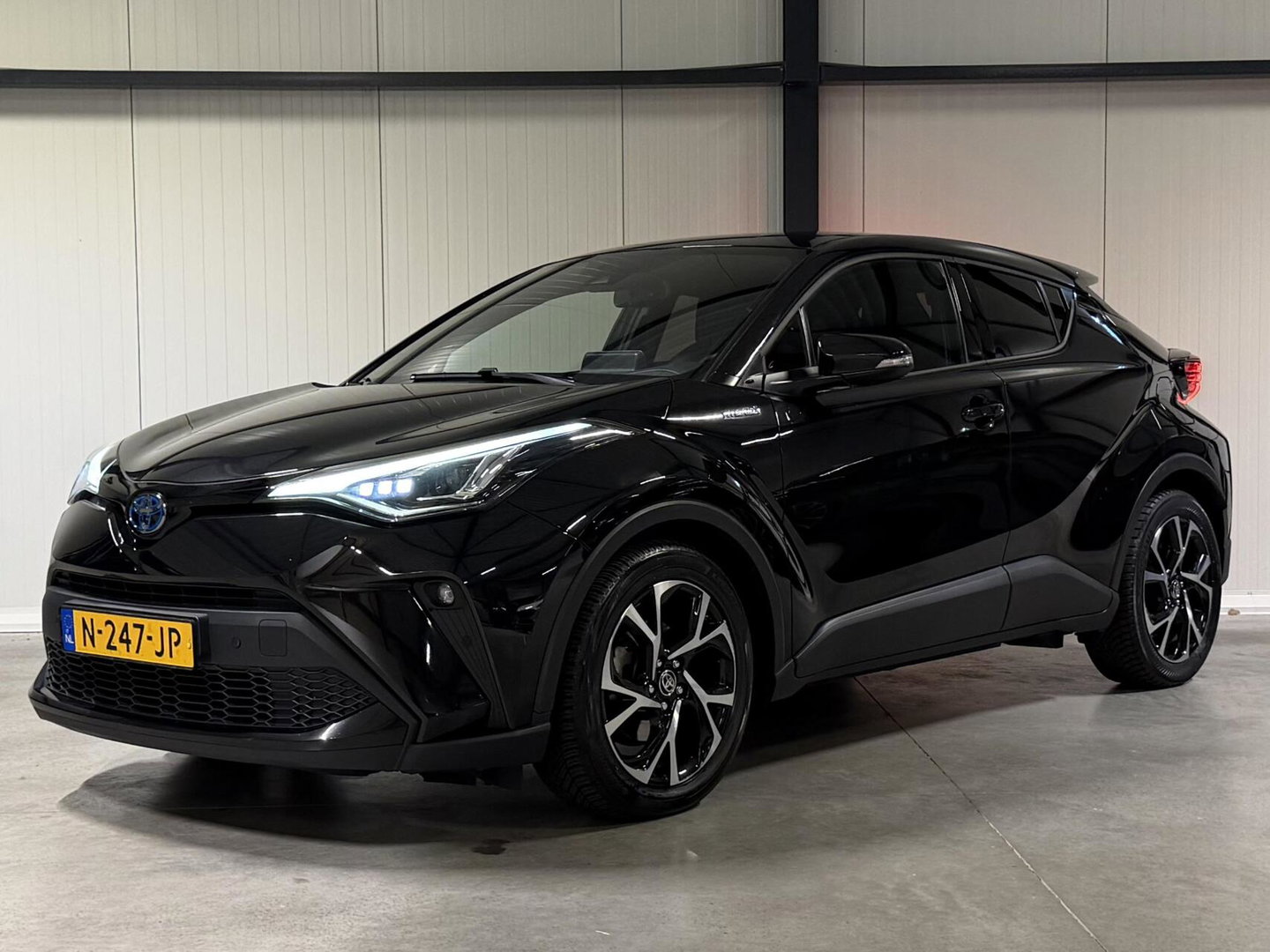 Toyota C-HR 2.0 Hybrid 184PK Style Navi Dodehoek Camera JBL