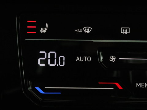 Volkswagen Passat Variant 1.4 TSI PHEV GTE Business | SOH 92,8% | Adaptive Cruise | Stoelverwarming | Massage | Camera | LED | Carplay | Climate control